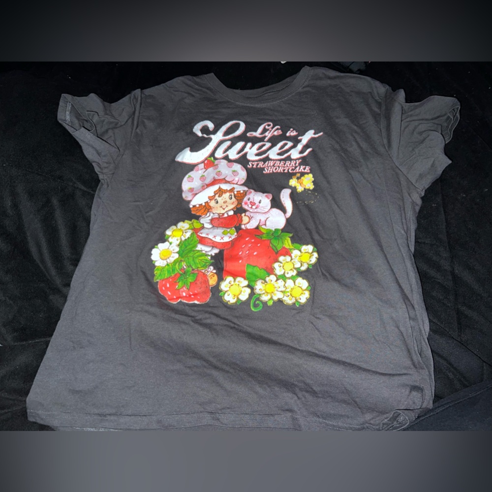Strawberry shortcake t shirt. Size XL